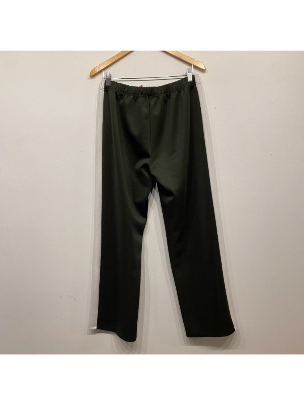 Edikted Green Wide Leg Side Stripe Track Sweatpants Size Large - Picture 4 of 4